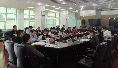 六盤水市人大教科文衛(wèi)委開(kāi)展“文明鄉(xiāng)風(fēng) 教科文衛(wèi)在行動(dòng)”主題活動(dòng)大調(diào)研培訓(xùn)會(huì)及教育咨詢服務(wù)紀(jì)實(shí)